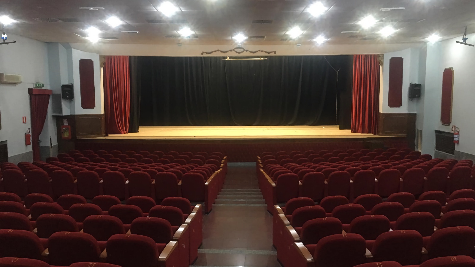 Teatro Comunale.jpg